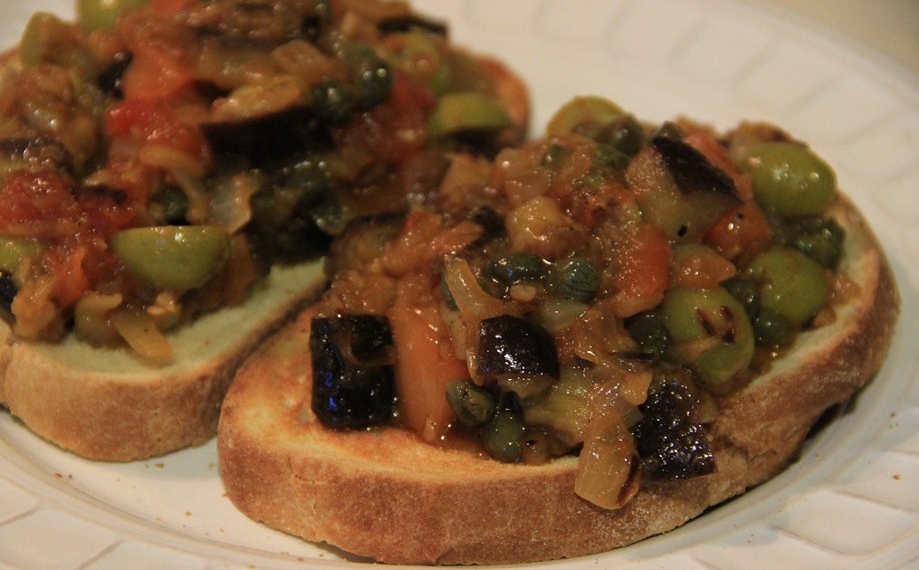 Caponata, excellent pour grignoter avant le répas.
