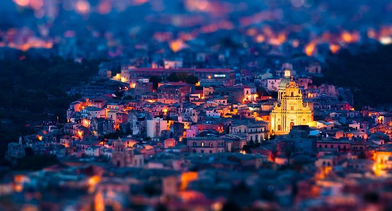 Vue de la vieille ville de Raguse Ibla, au sud de la Sicile.